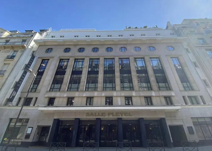Renove Avec Balcon Pres Des Champs-elysees Apartamento